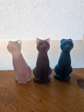 "Plenty Of Sudsy Soaps" NEW Cat Soap, Color & Sented Oils Depends On Preference.